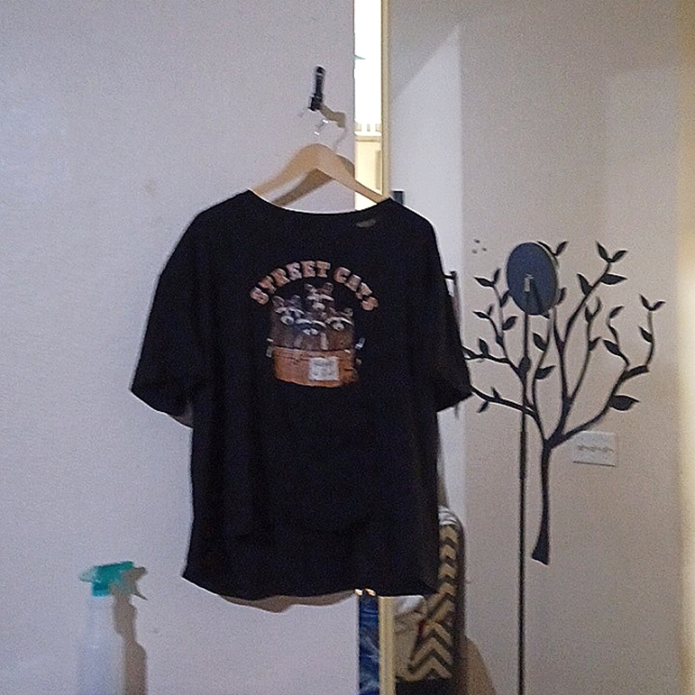 Cute graphic tee